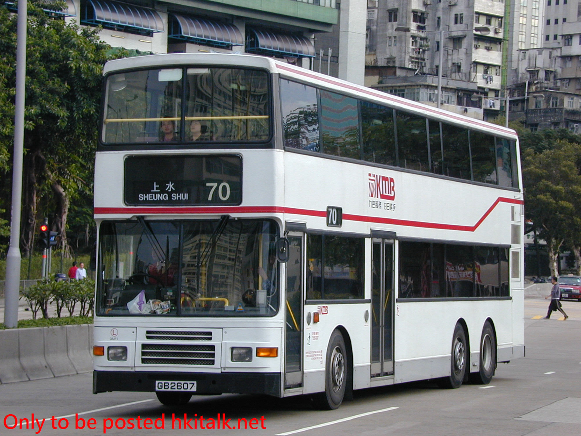 3AV001-10065-70.JPG