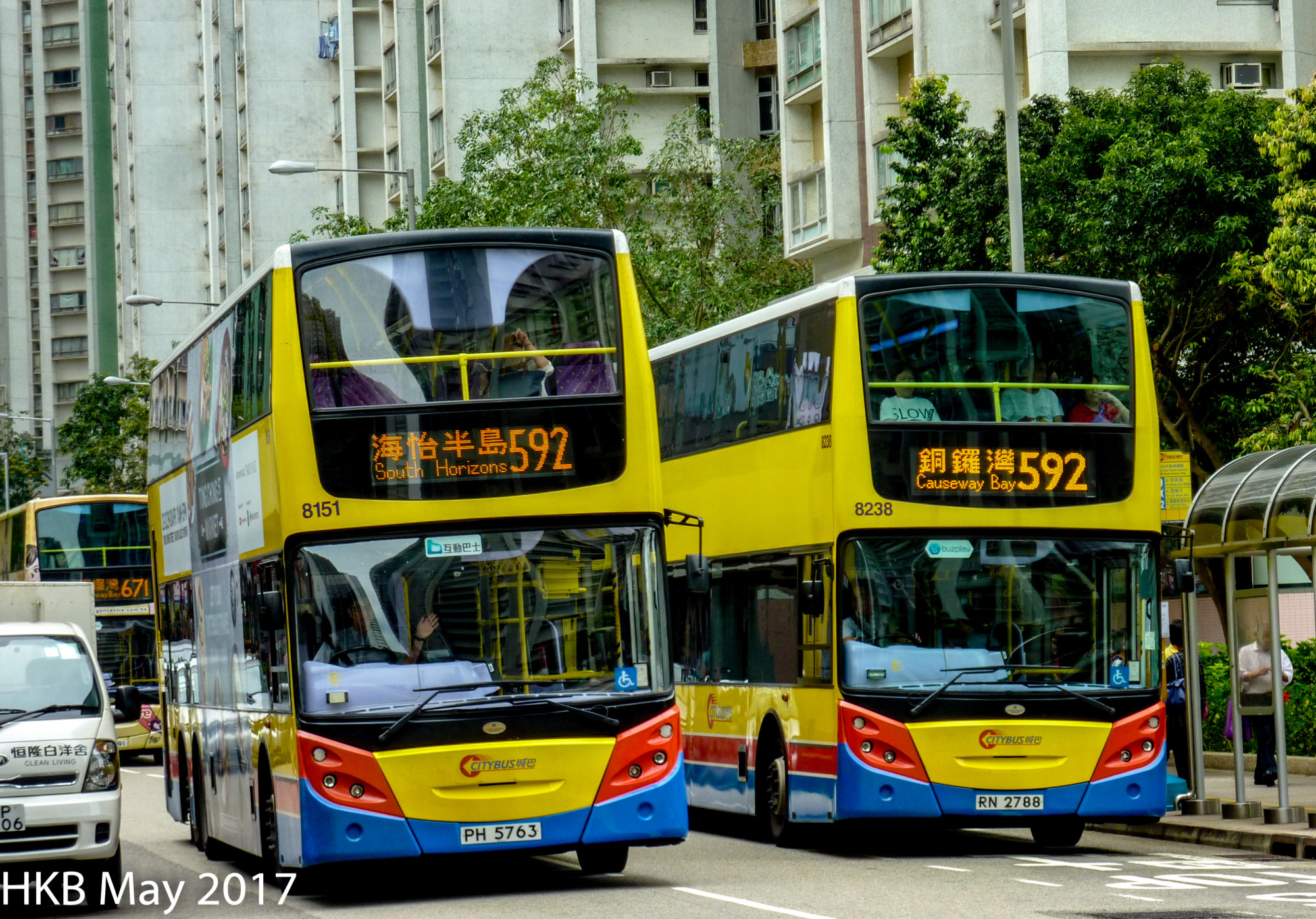 ITALK740.jpg