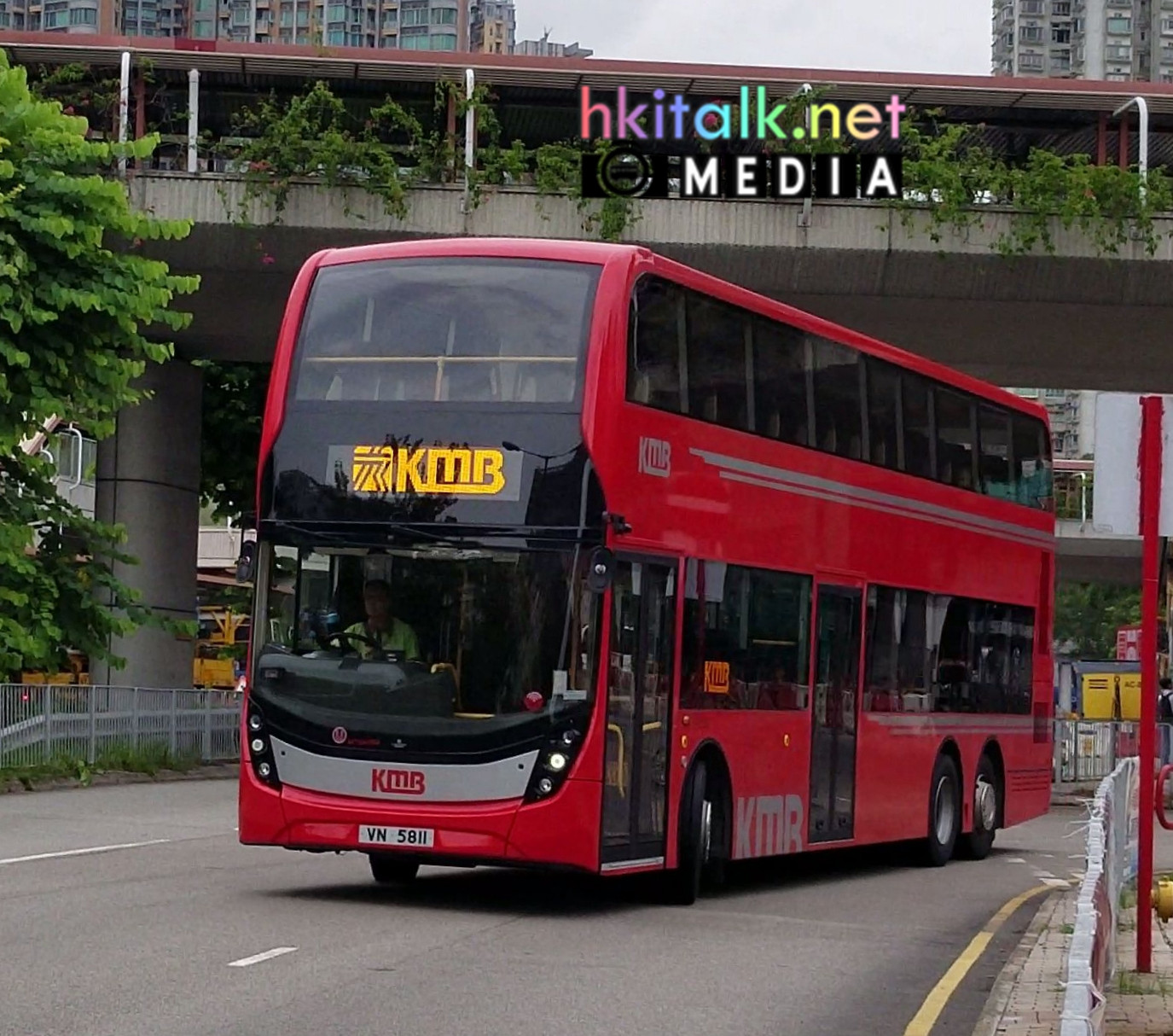 VN5811 (1).jpeg