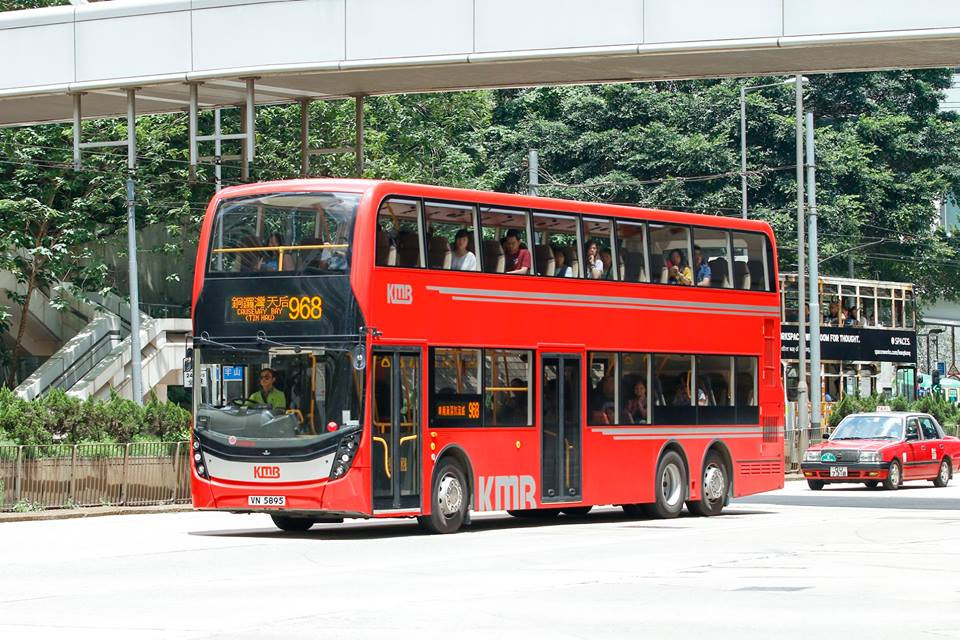 VN5895 968.jpg