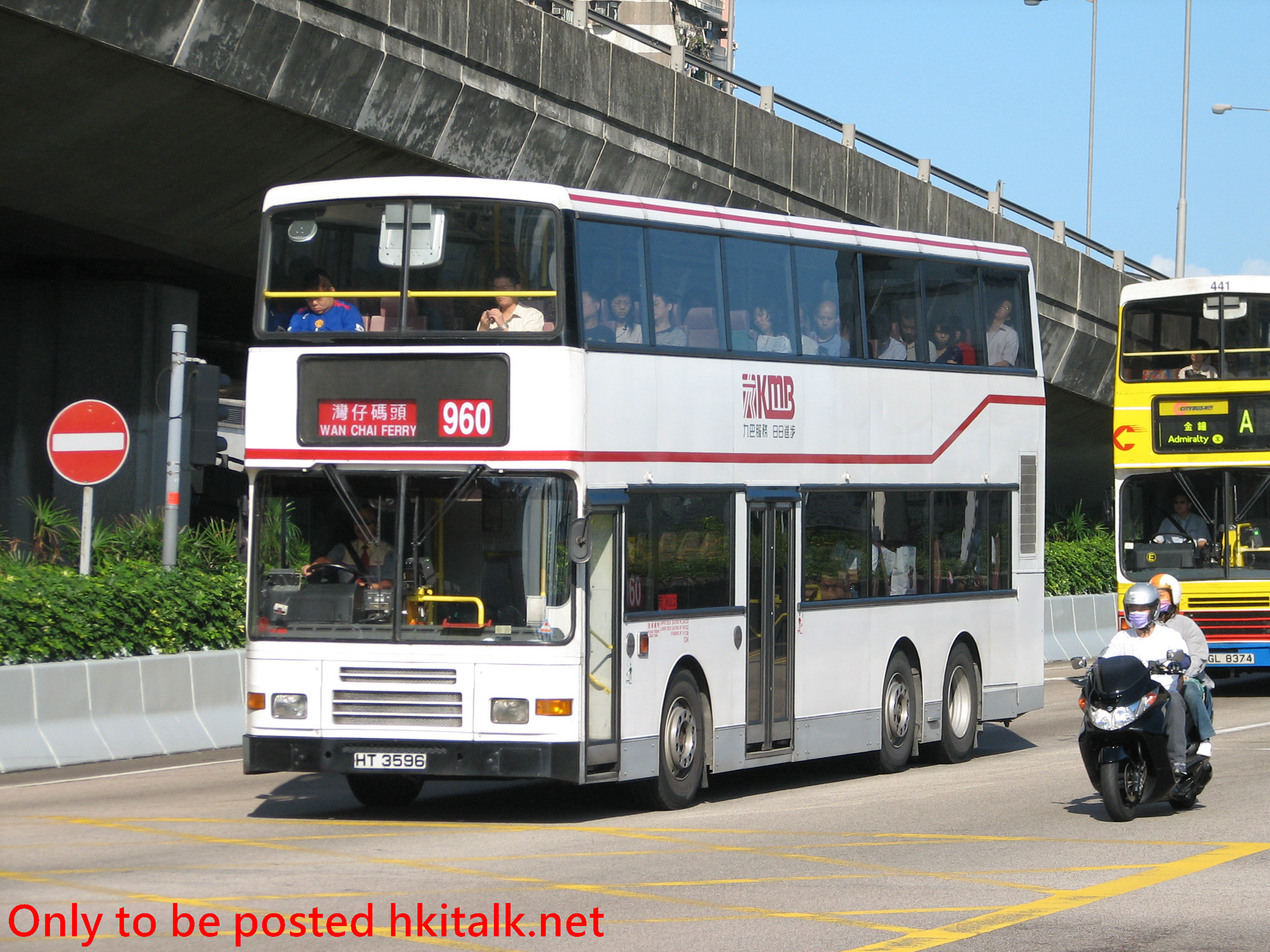 AV468-F2195-960.JPG