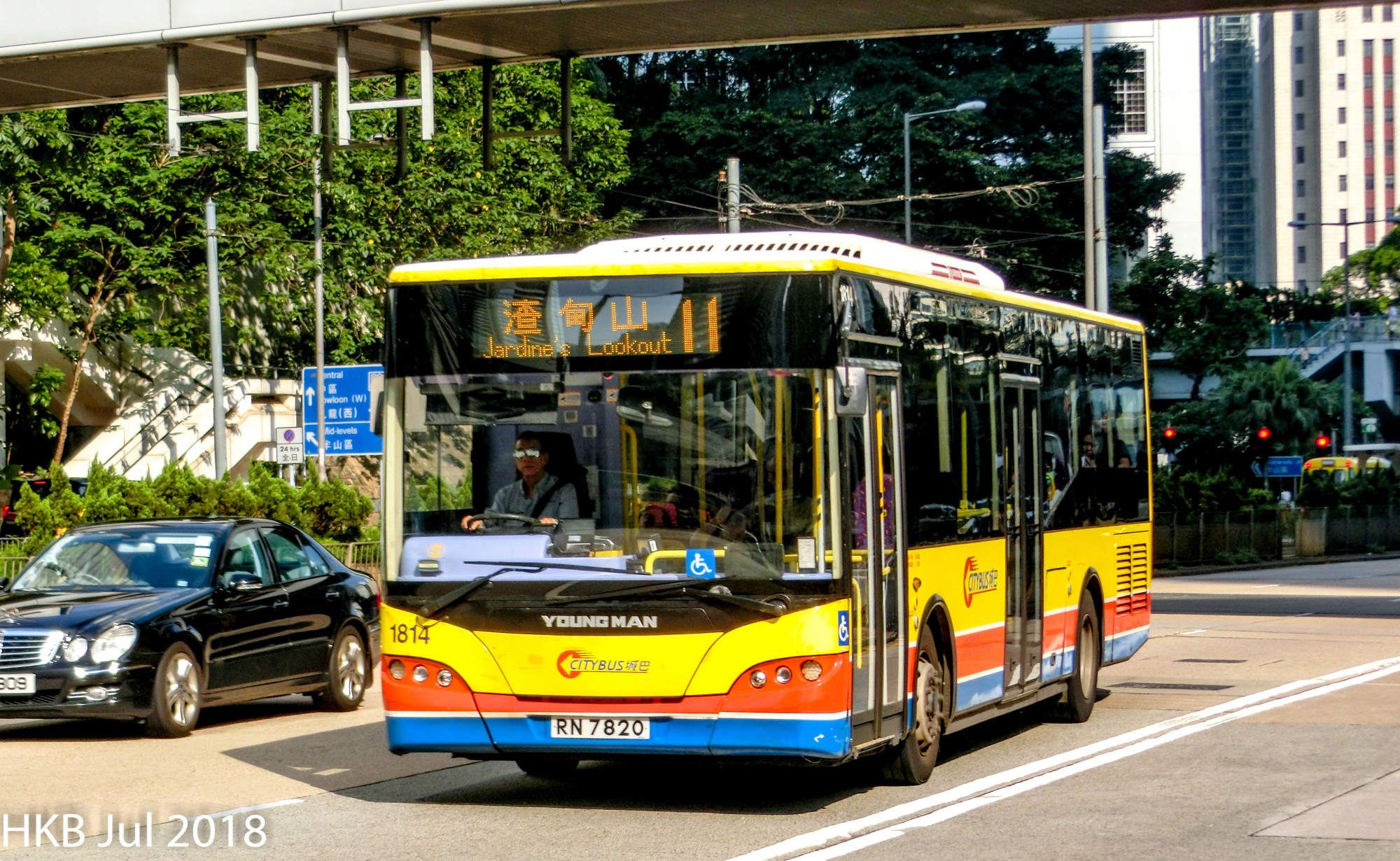 ITALK1055.jpg
