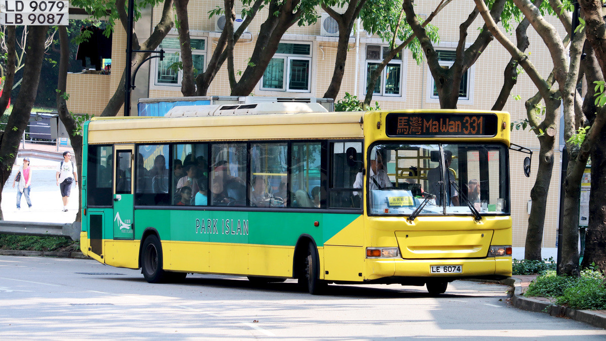 110(LE6074).jpg