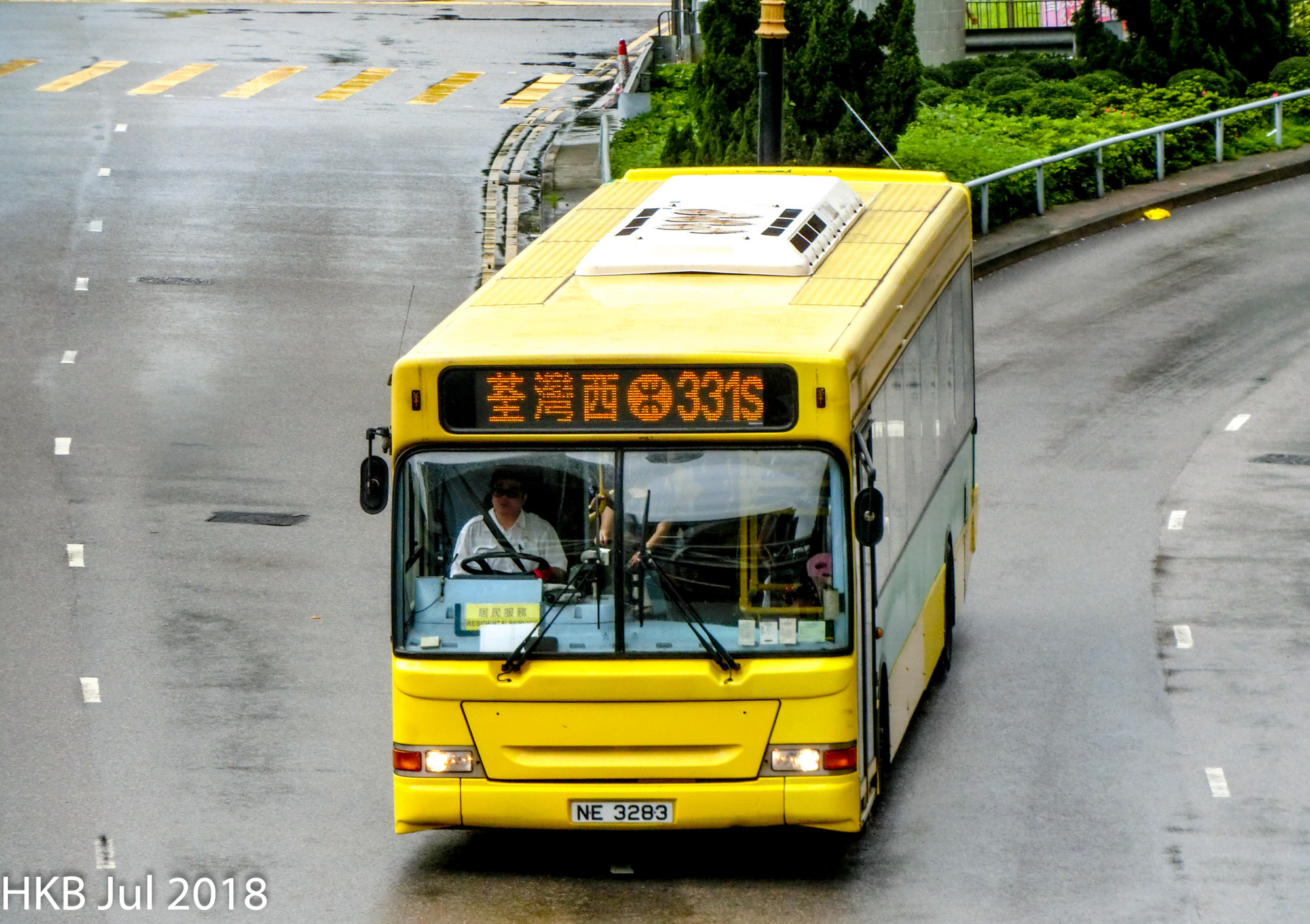 ITALK1131.jpg