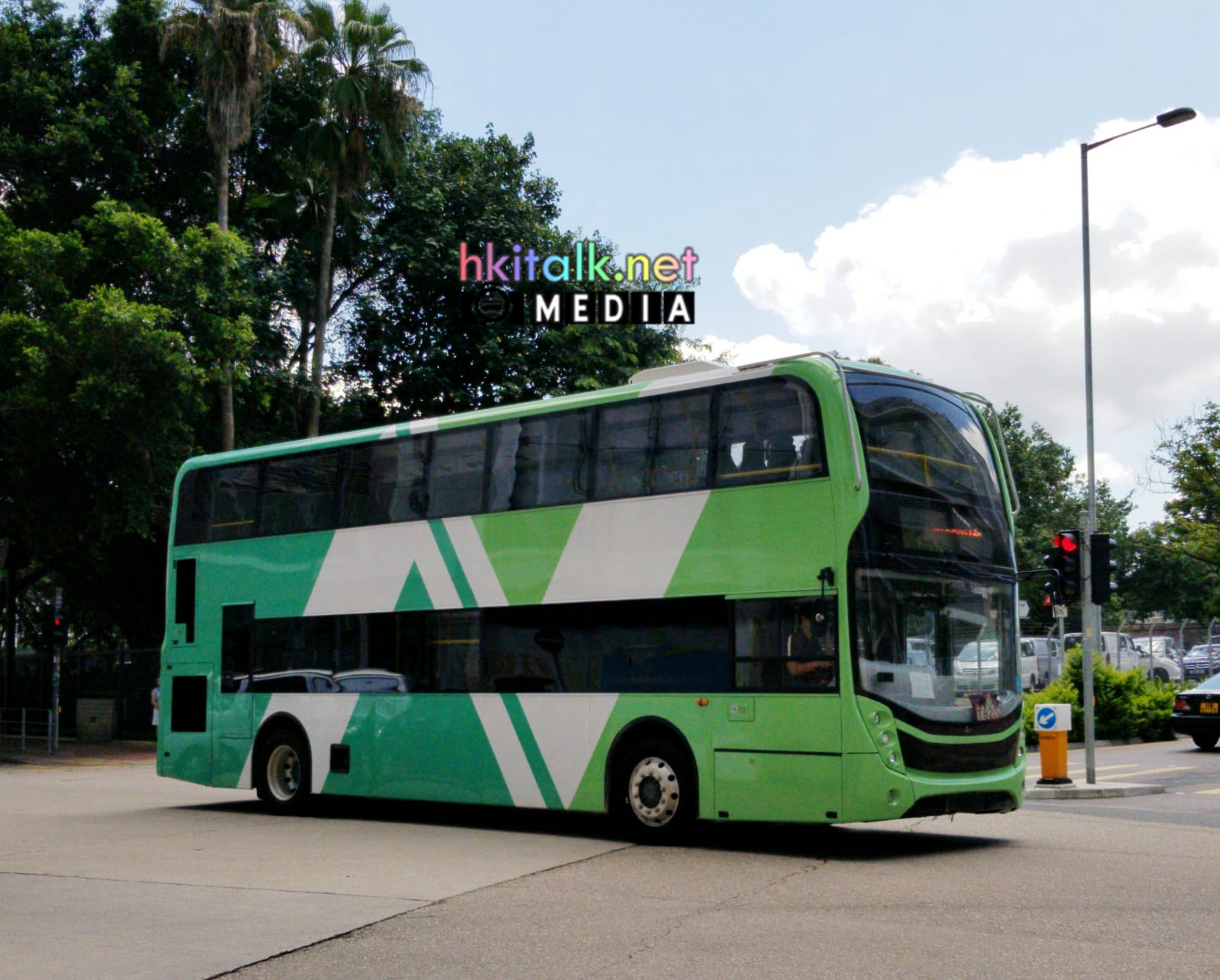 E400 (4).jpeg