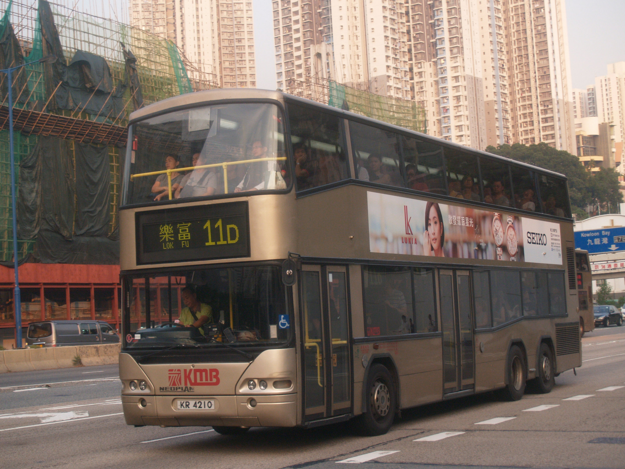 k_ap141_1.jpg