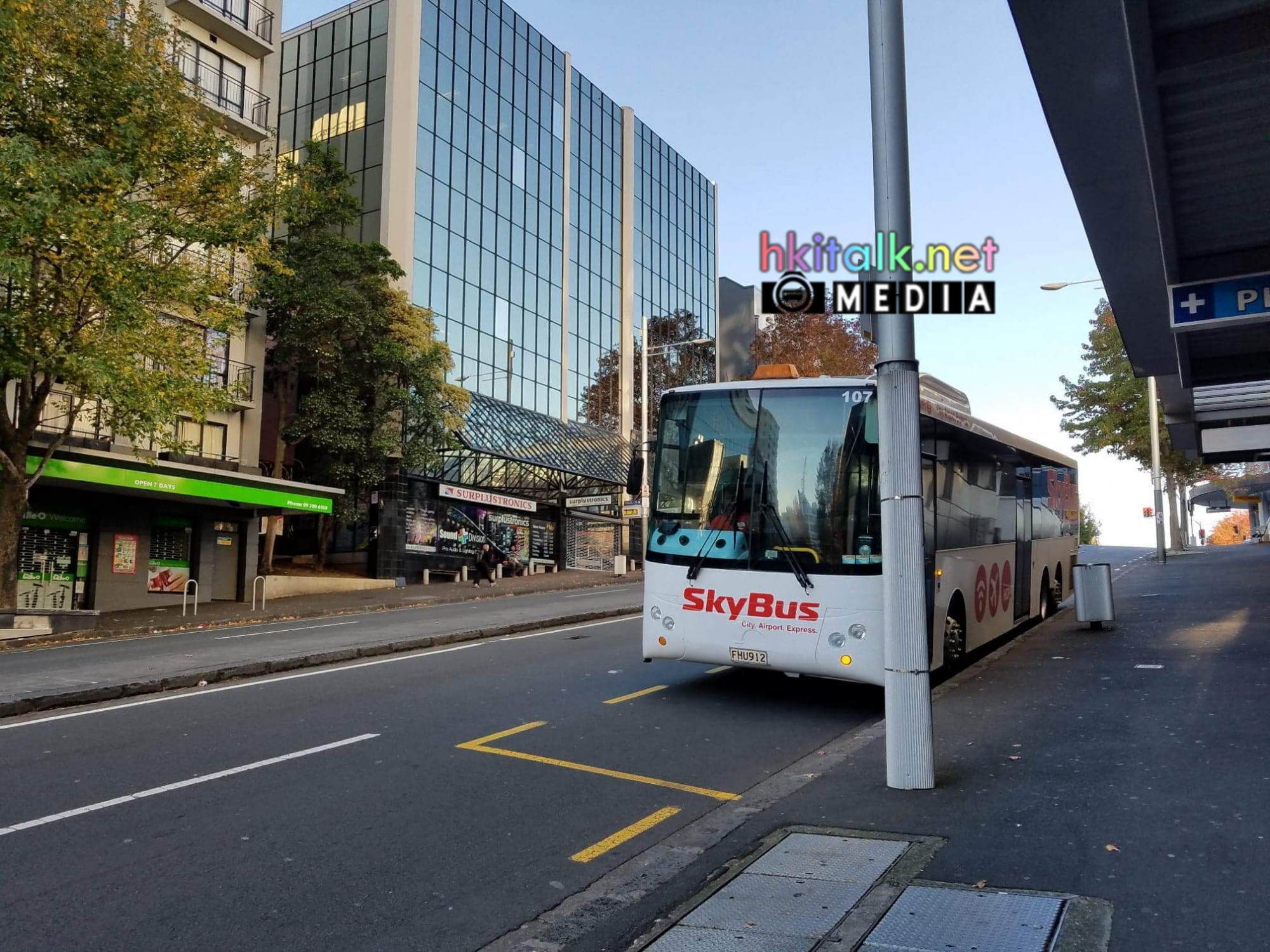 Sky Bus (1).jpg