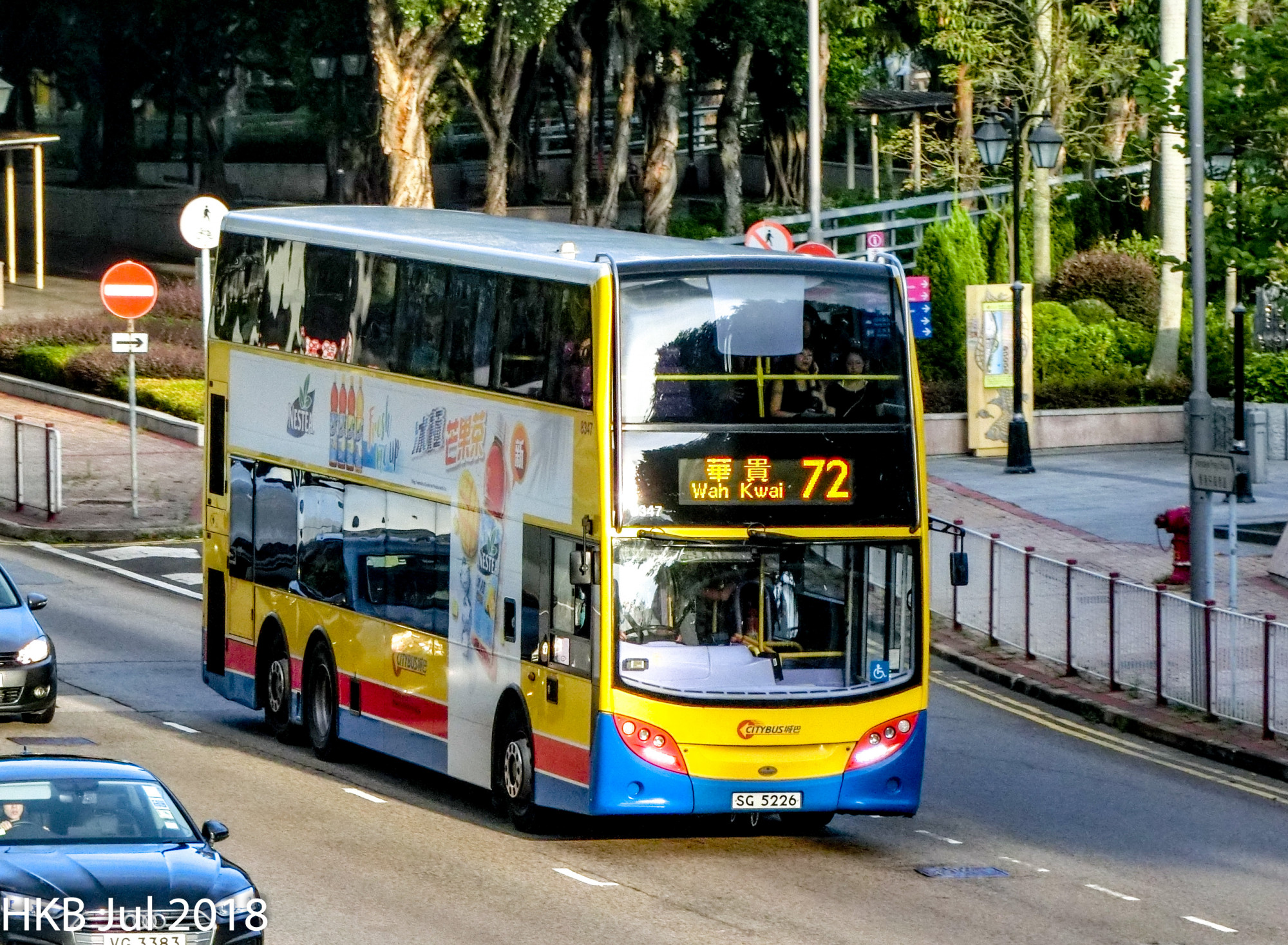 ITALK1486.jpg