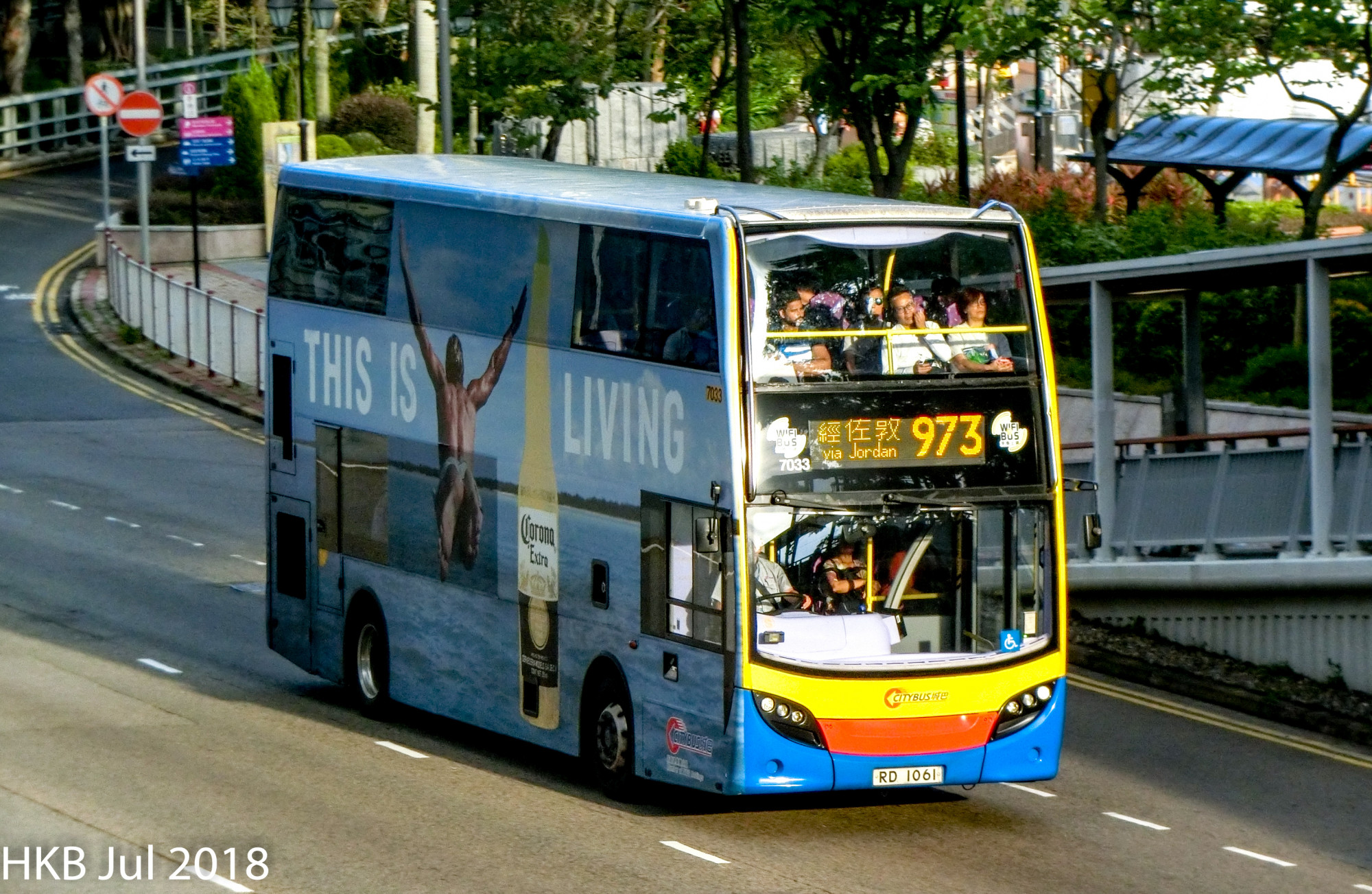 ITALK1487.jpg