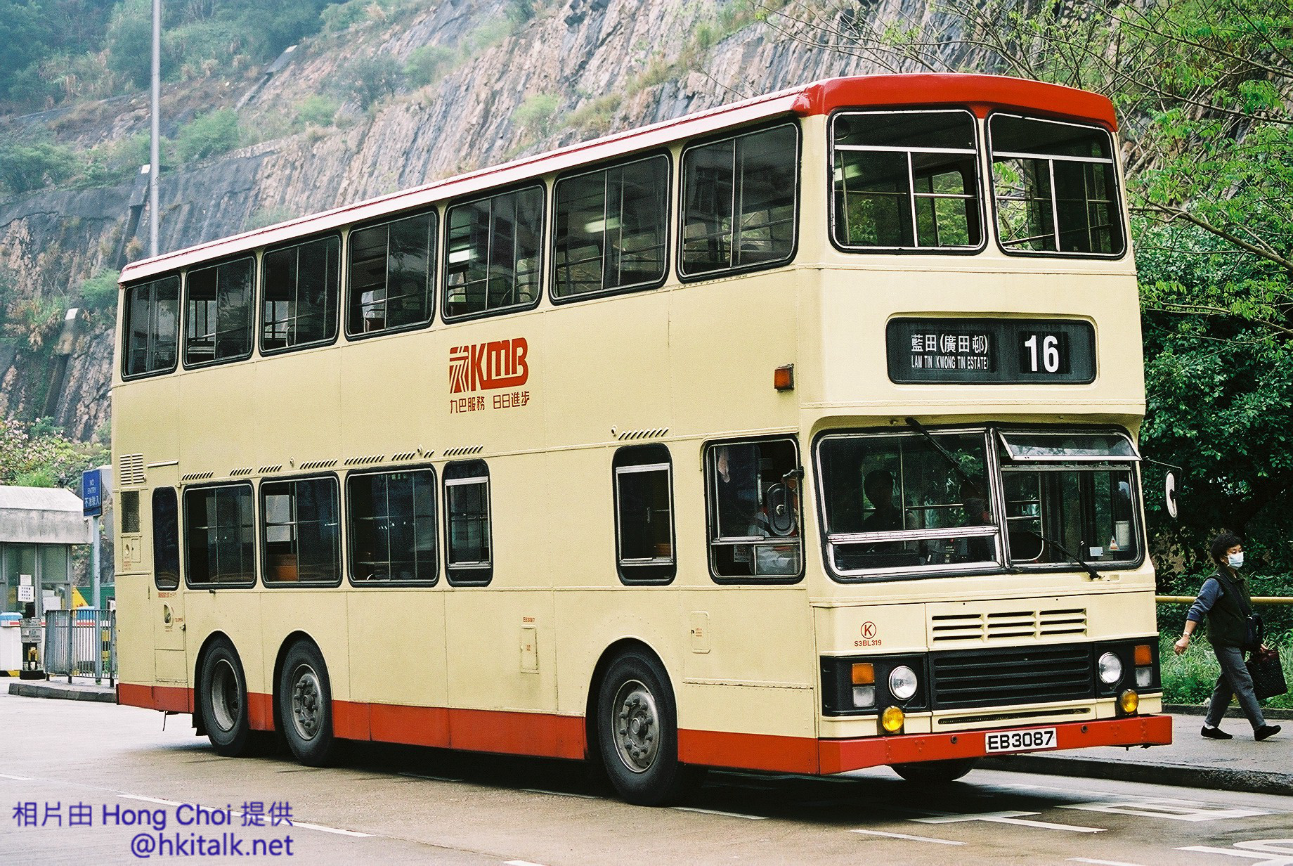 F1050022.jpg