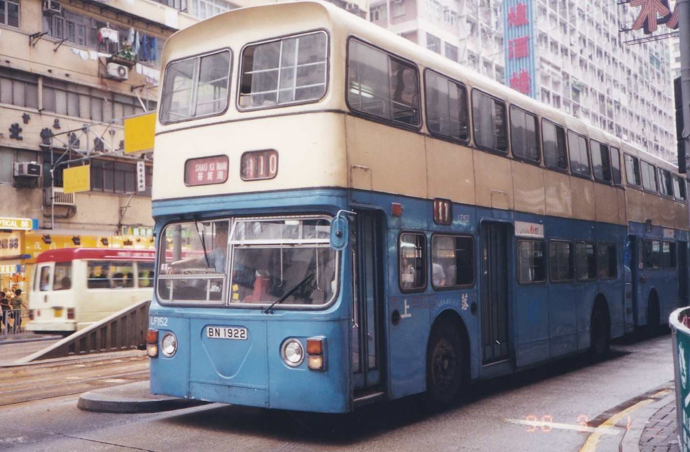 LF152.jpg
