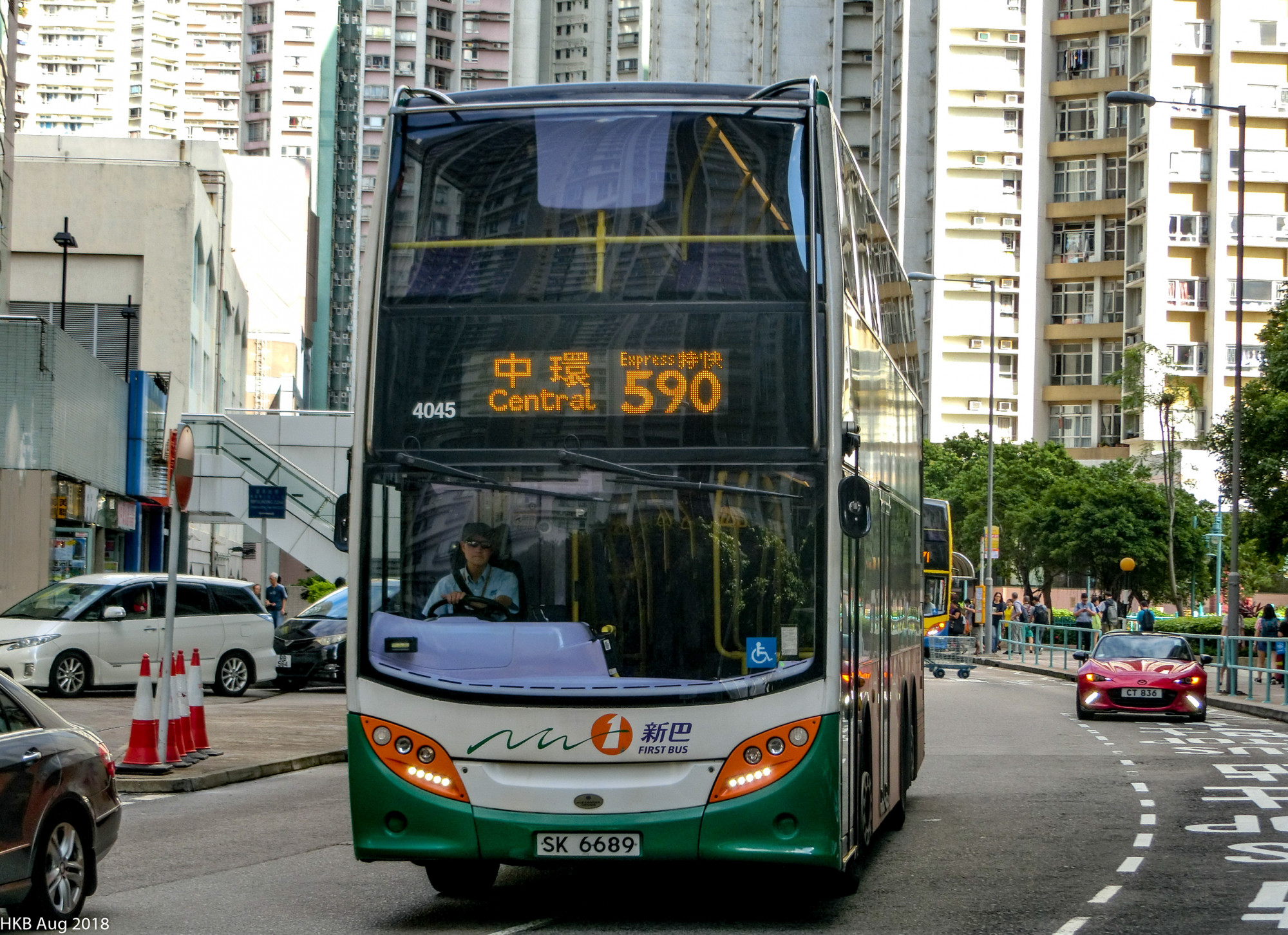 ITALK1682.jpg