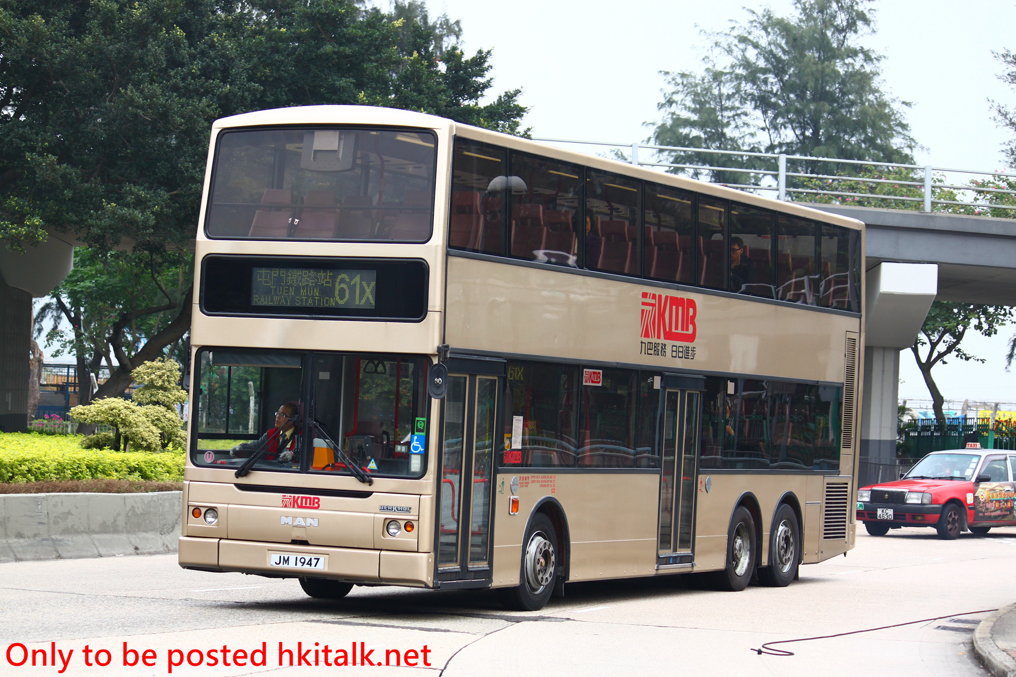 AMN03-P5504-61X.JPG