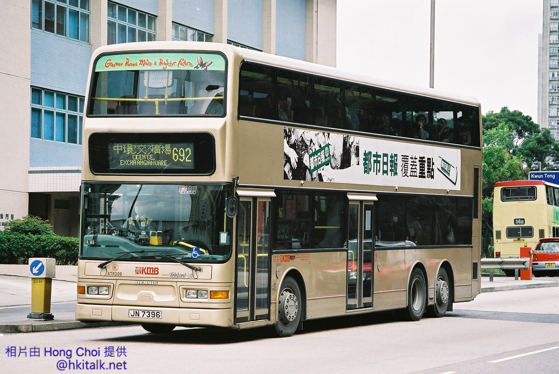 F1100018.jpg