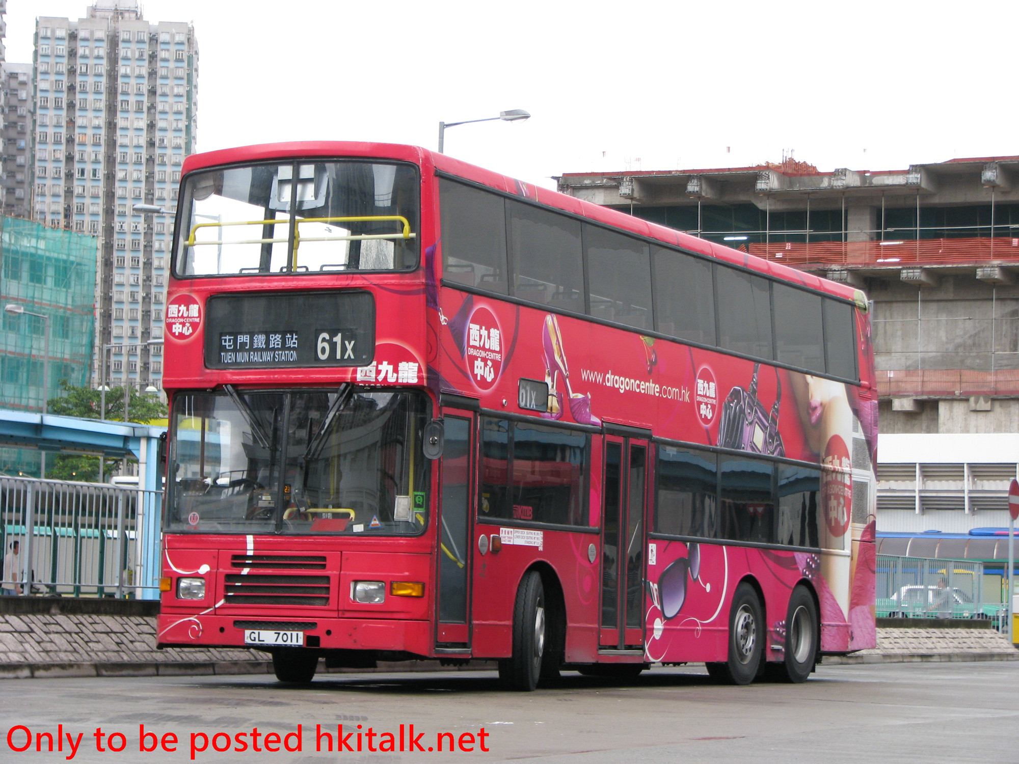 AV107-J3176-61X.JPG
