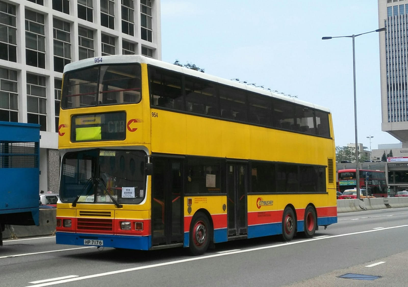 954954.jpg