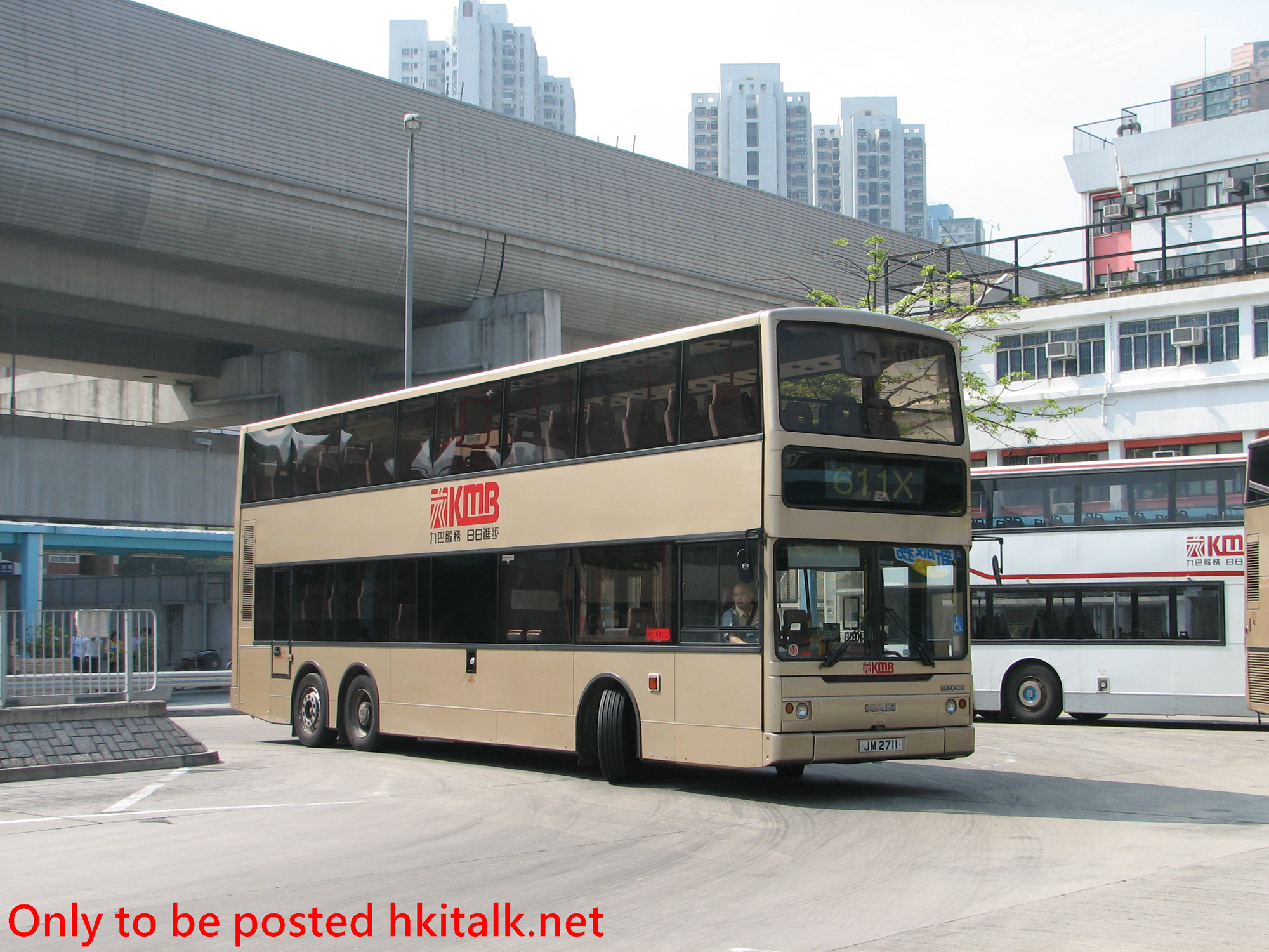 AMN06-G3179-61X.JPG