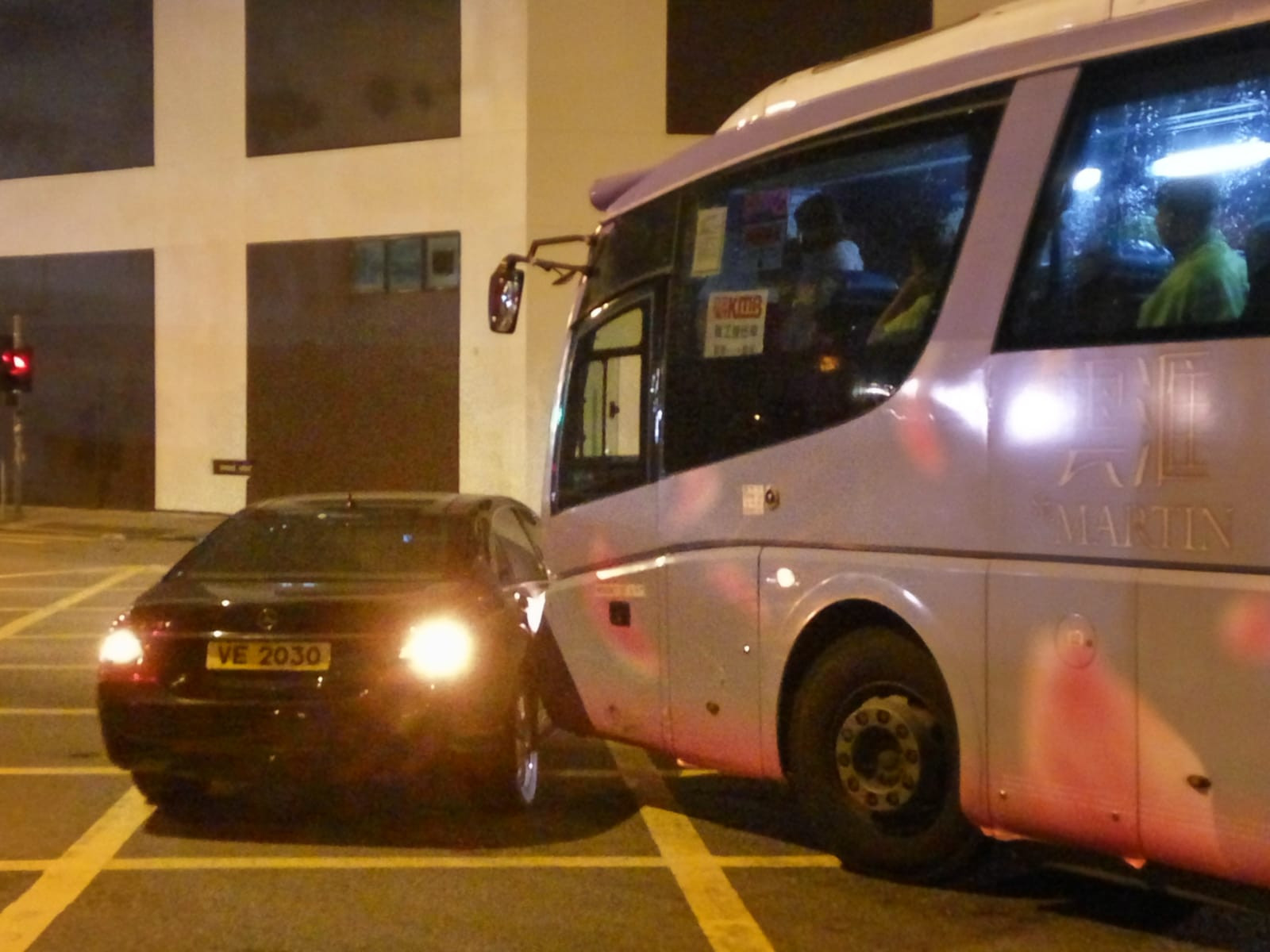 員工車-02.jpeg