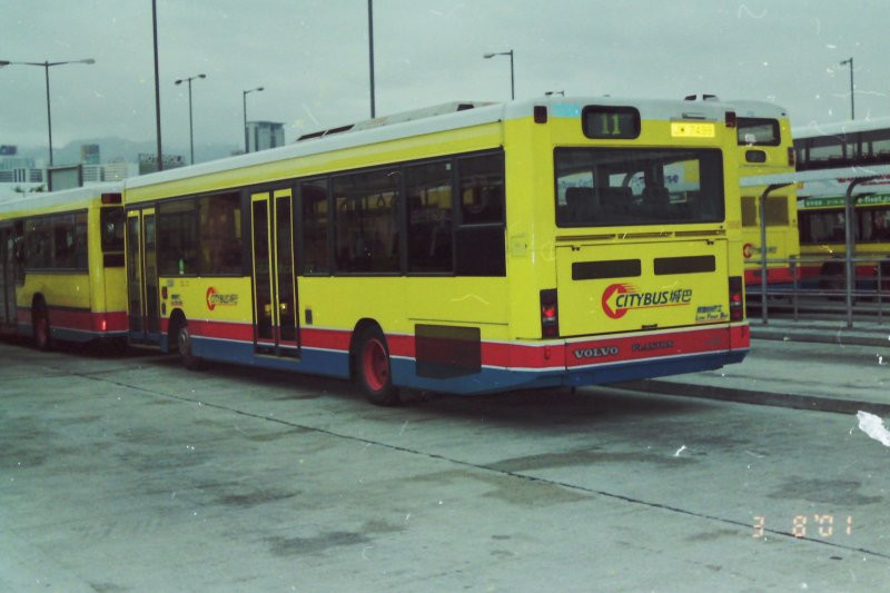 c_1330_2_1.jpg