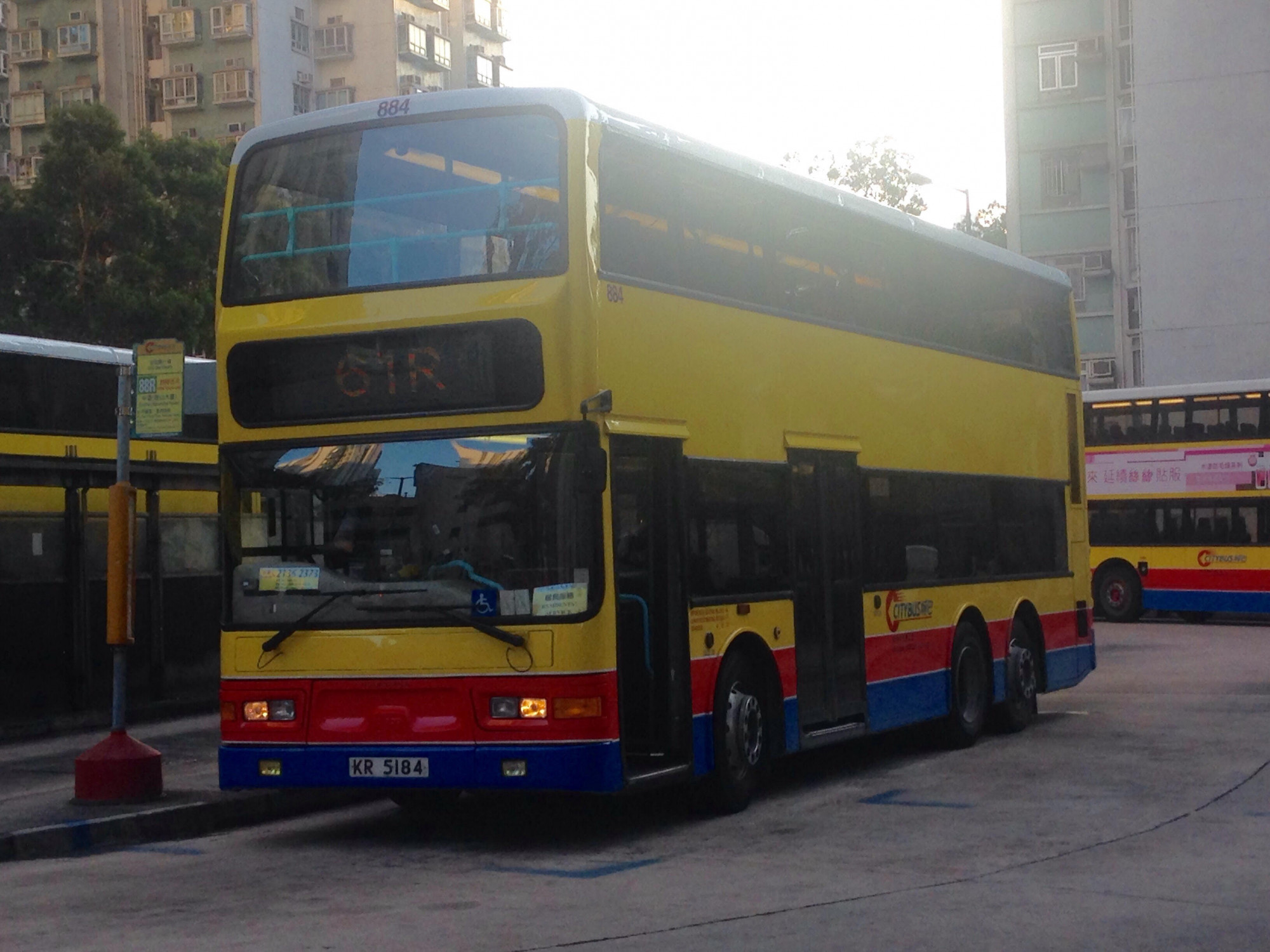 884.jpg