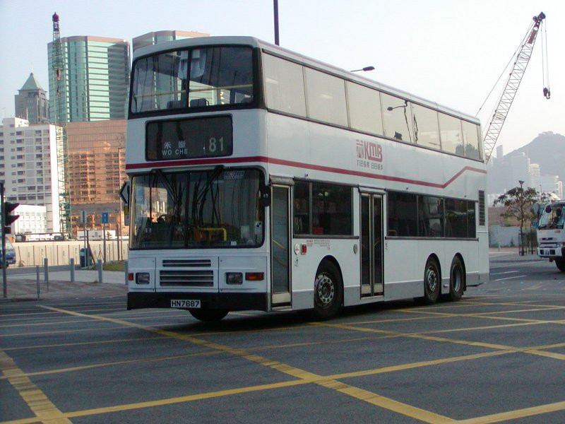 k_av376_1.jpg
