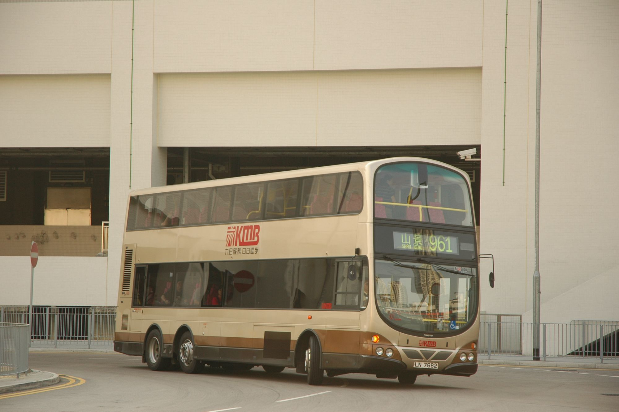 23002(AVW49_LN7682@961) - 複製.JPG