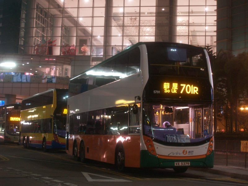 n_5791@701r_1c_1.jpg