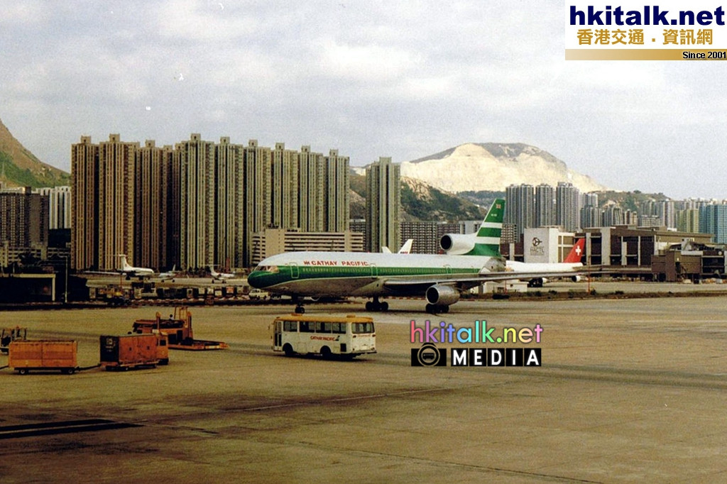 CX TriStar Kai Tak.jpg