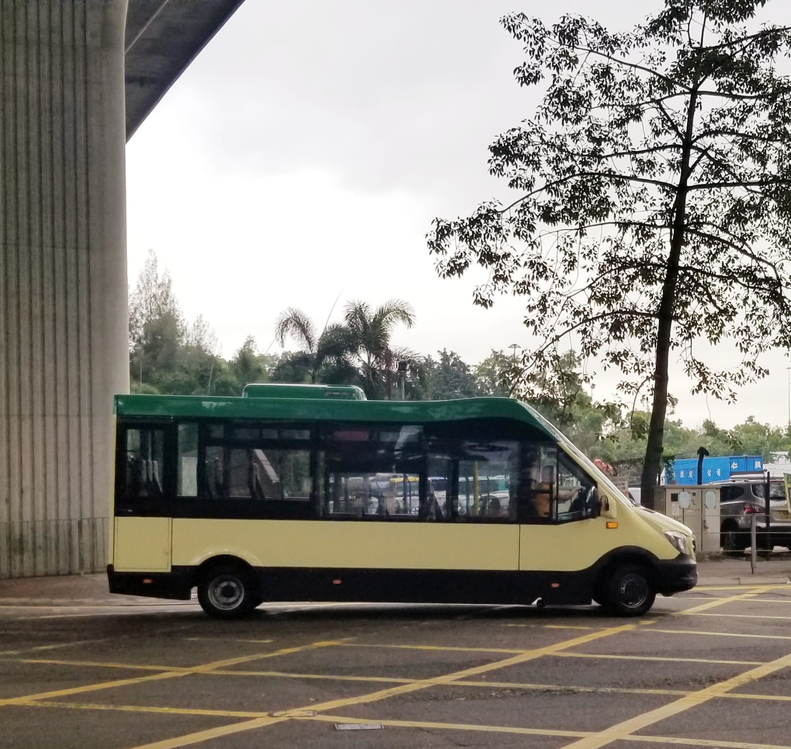 Benz-02.jpeg