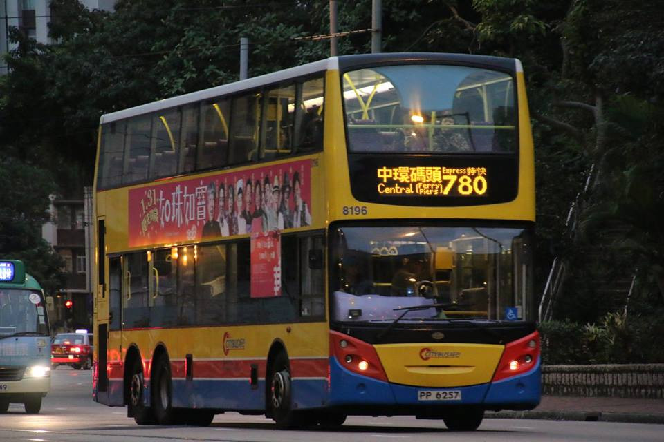 780.jpg