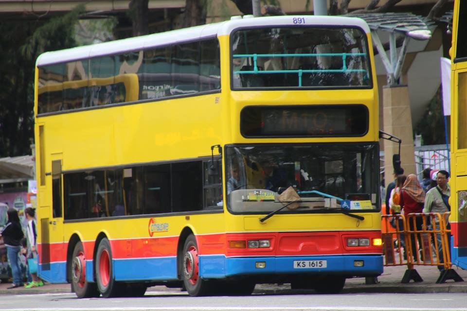 891.jpg