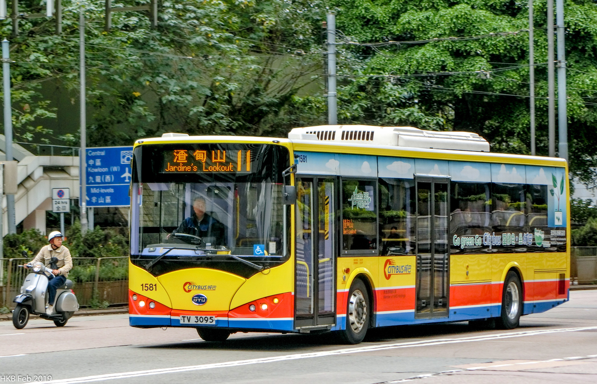 ITALK3099.jpg