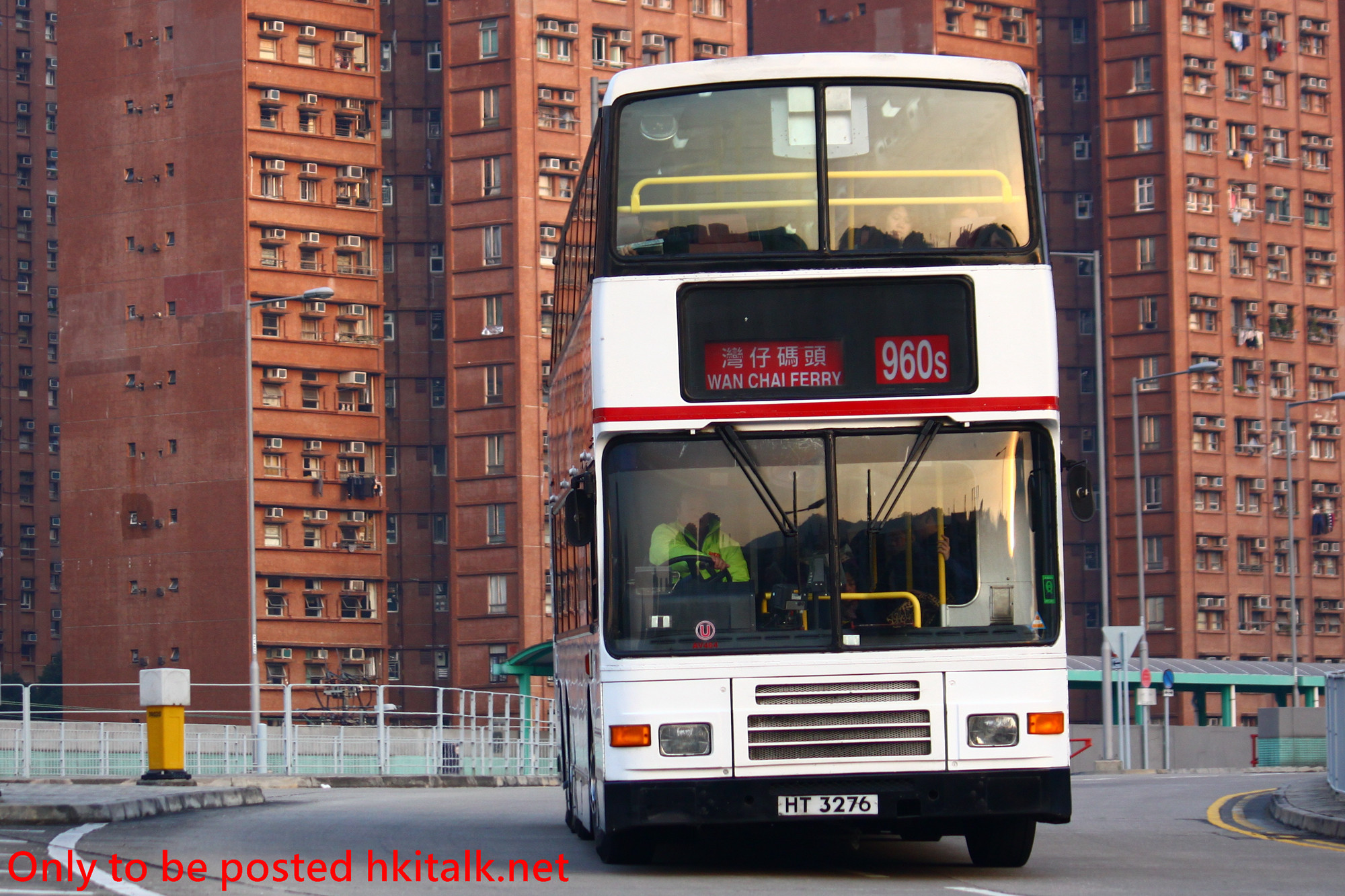 AV484-U0210C-960S.jpg