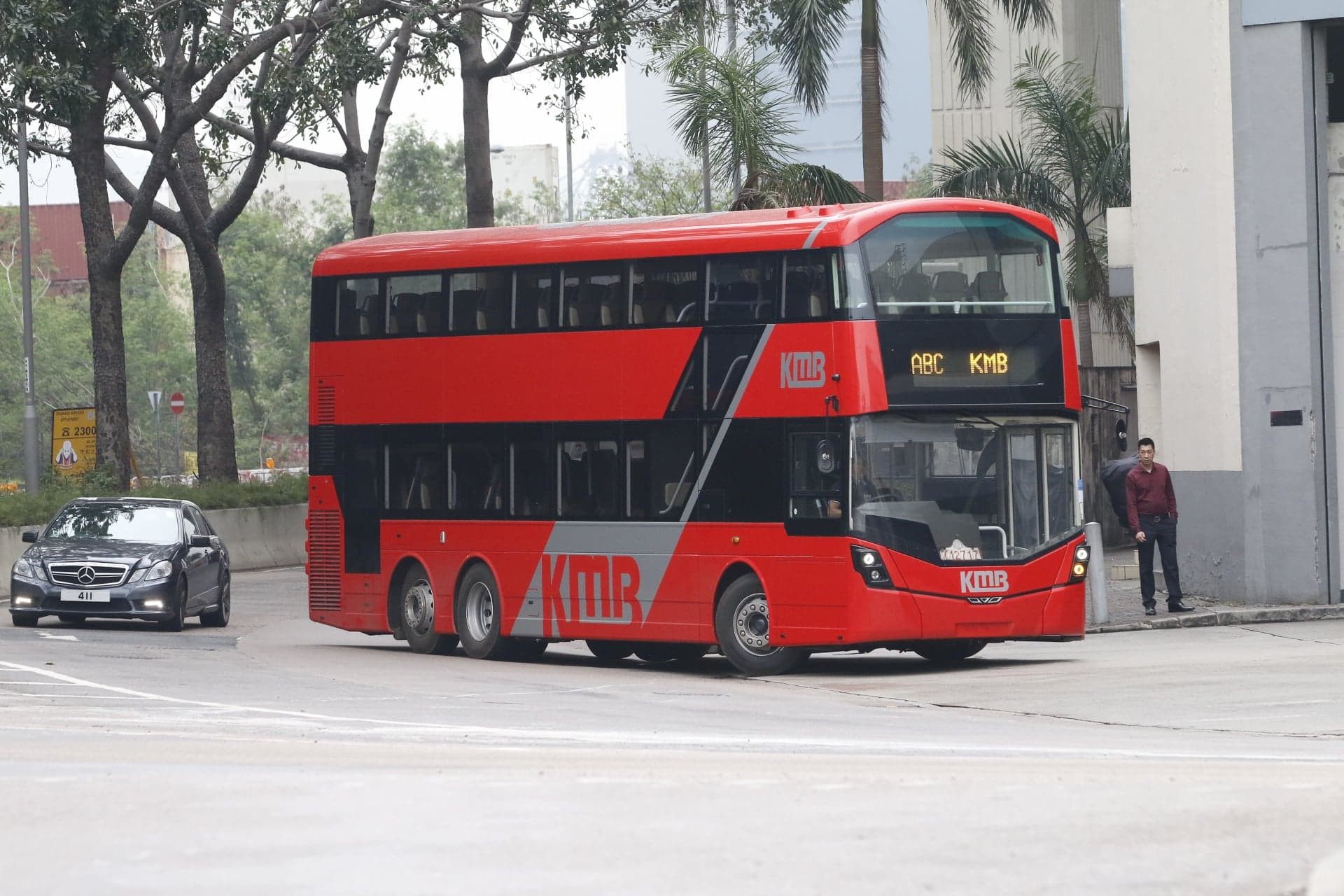 B8L (3).jpg