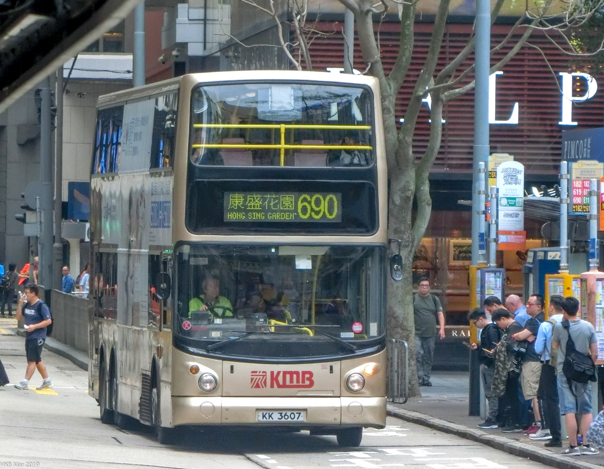 ITALK3830.jpg