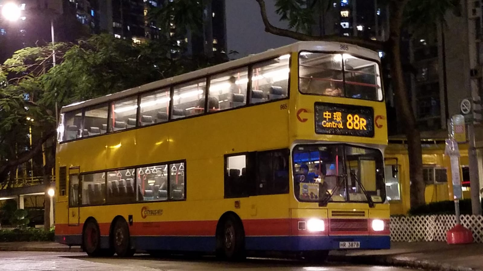 965.jpg