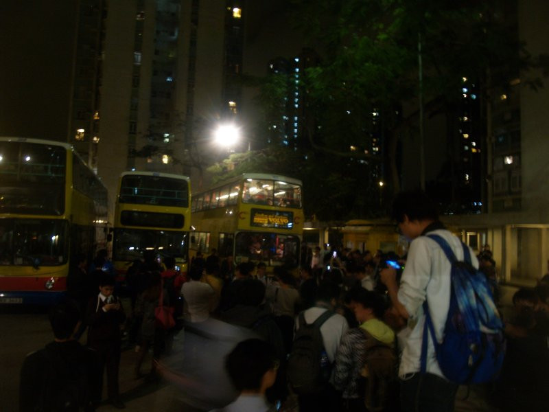 girlbus_farewell_12_1.jpg