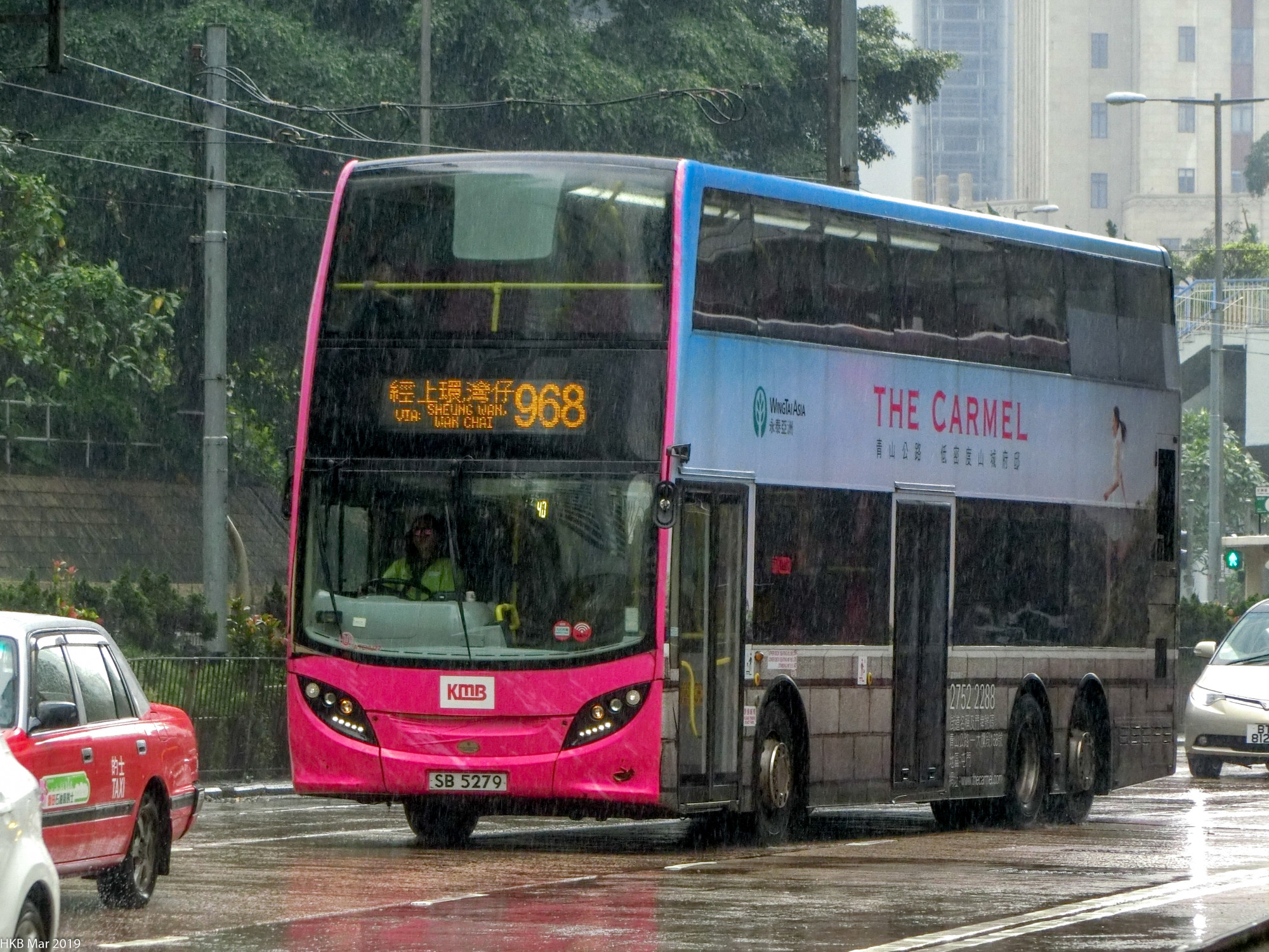 ITALK3974.jpg