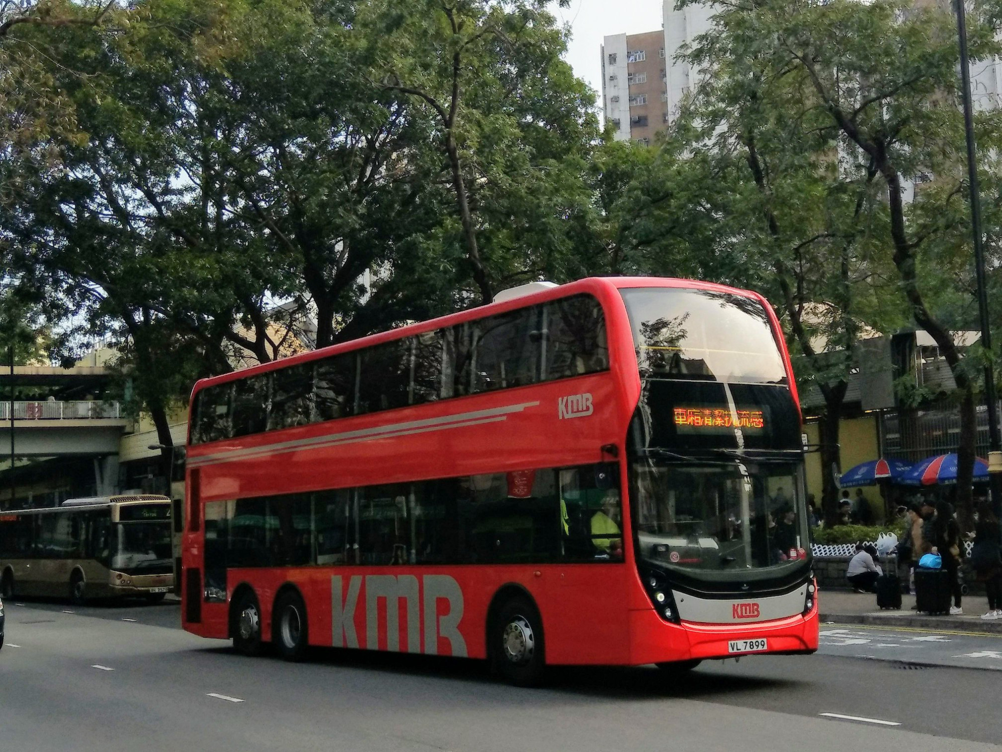 50459927_10156975291759188_1631978742303686656_o.jpg