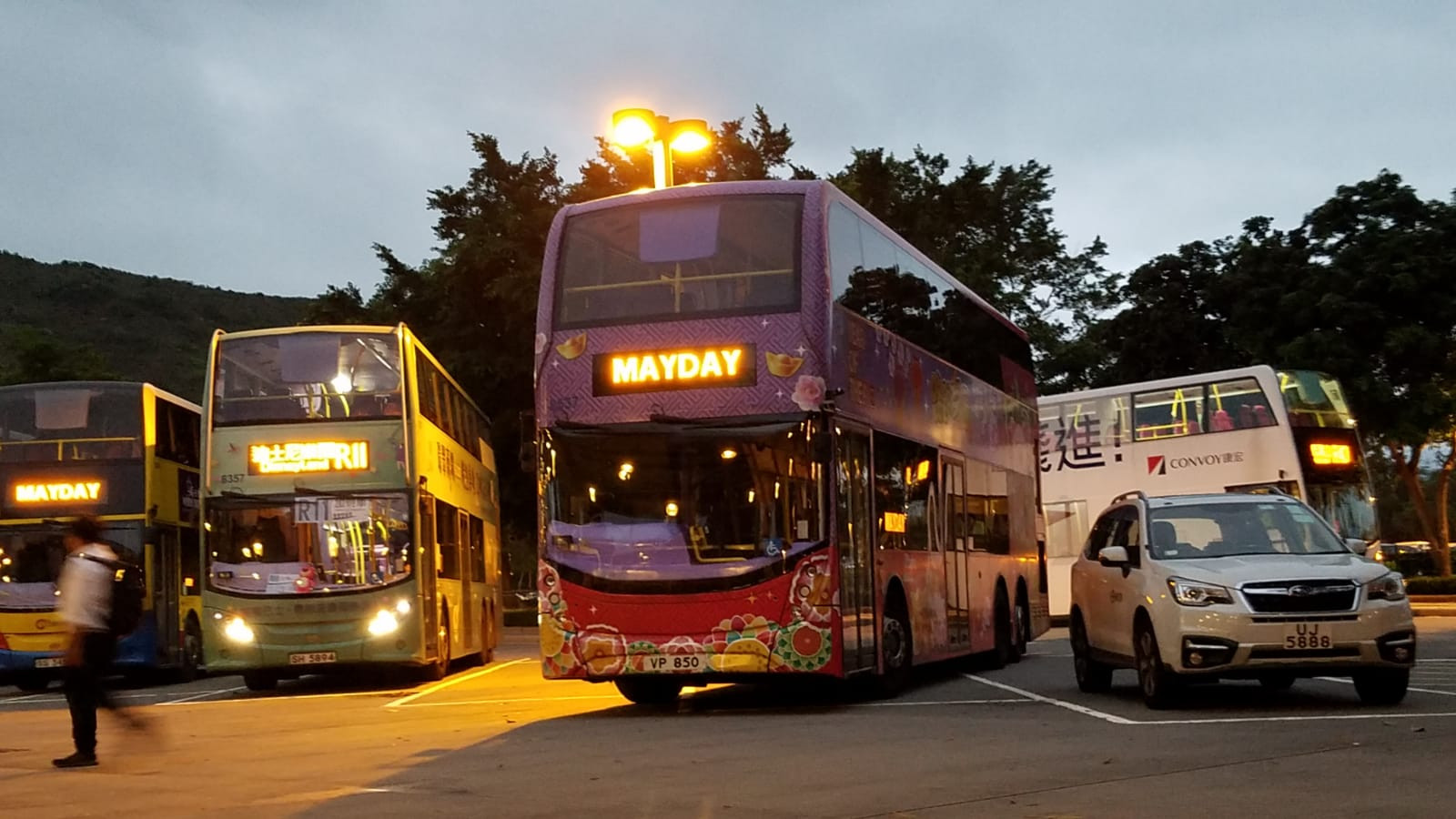 20190505 五月天入場車 (10).jpeg