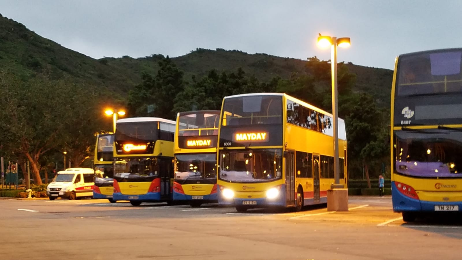 20190505 五月天入場車 (8).jpeg