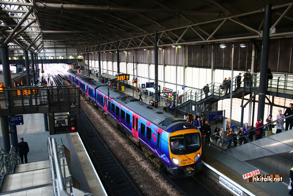 Leeds station (3).JPG