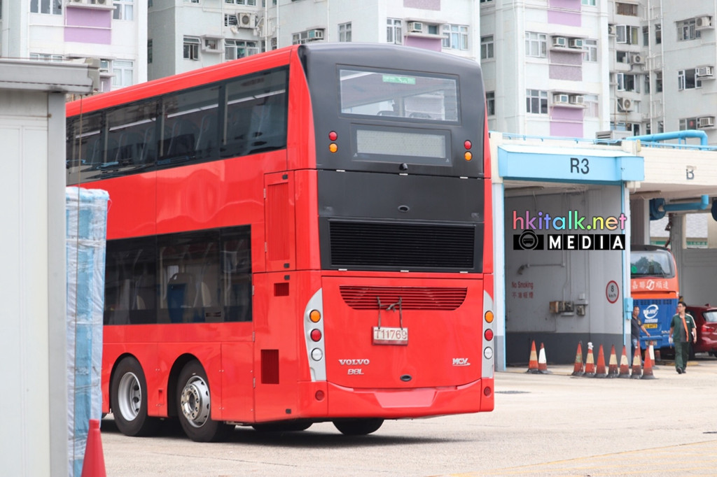 MCV Volvo B8L (9).jpeg