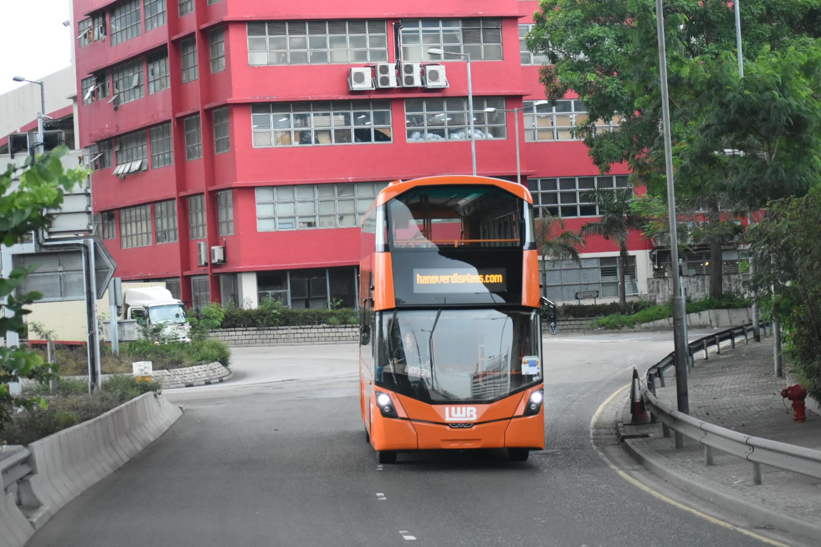 LWB Volvo B8L (3).jpeg