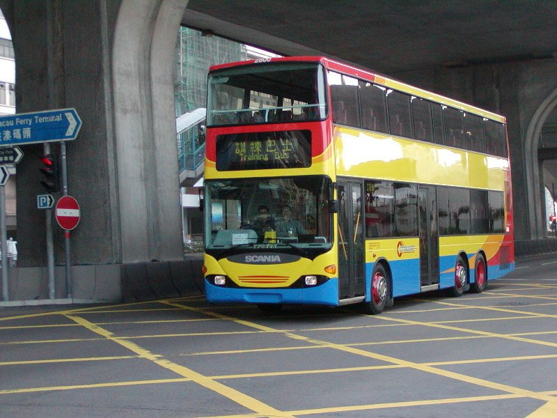 c_2800_2.jpg