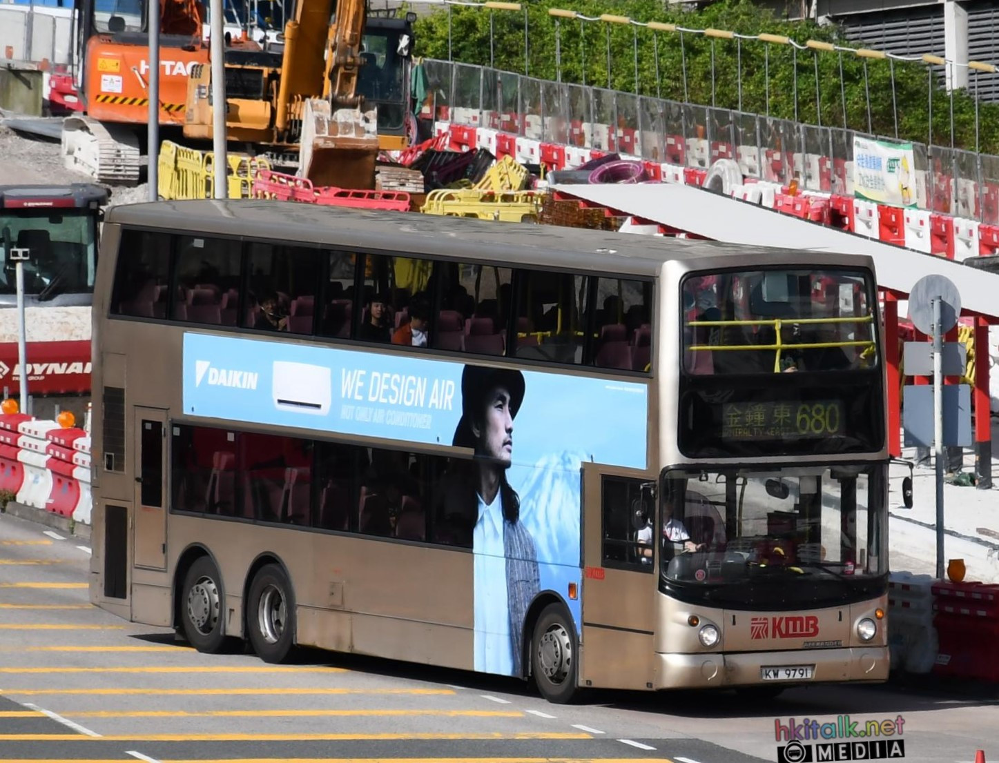 KW9791@680.jpeg