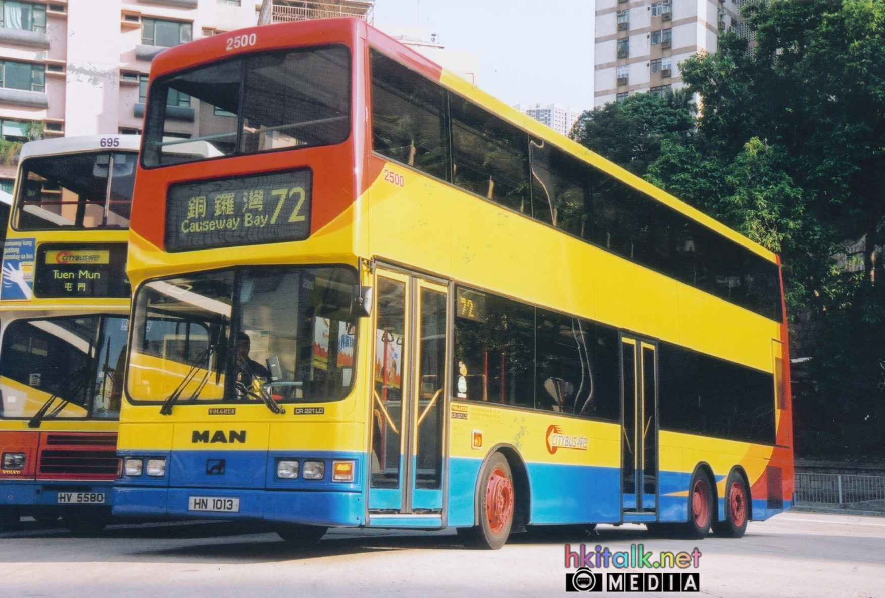 2500.jpg