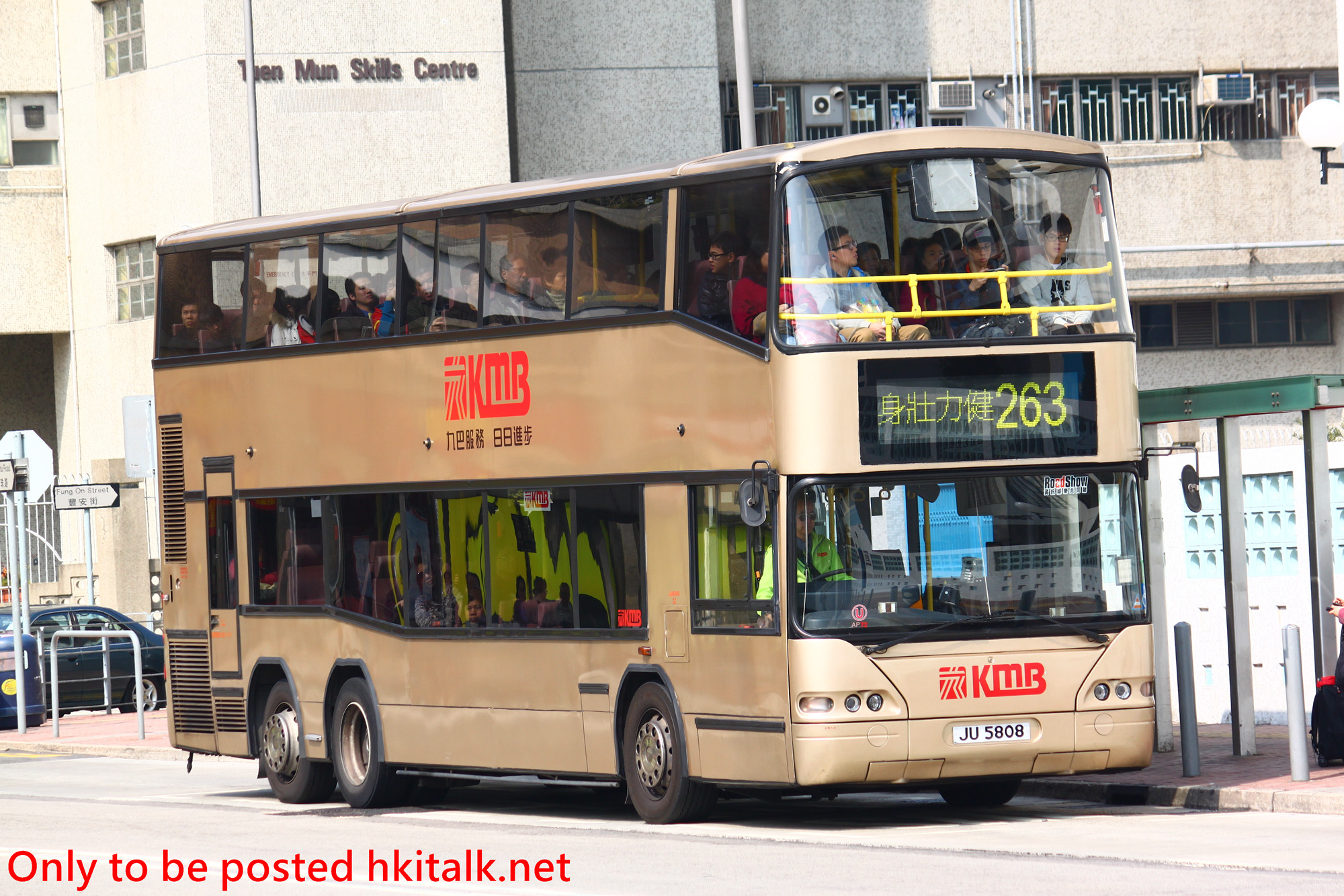 AP072-R2842-263.JPG