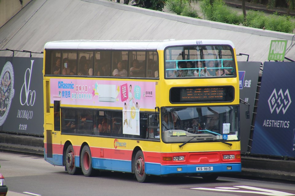 891.jpg