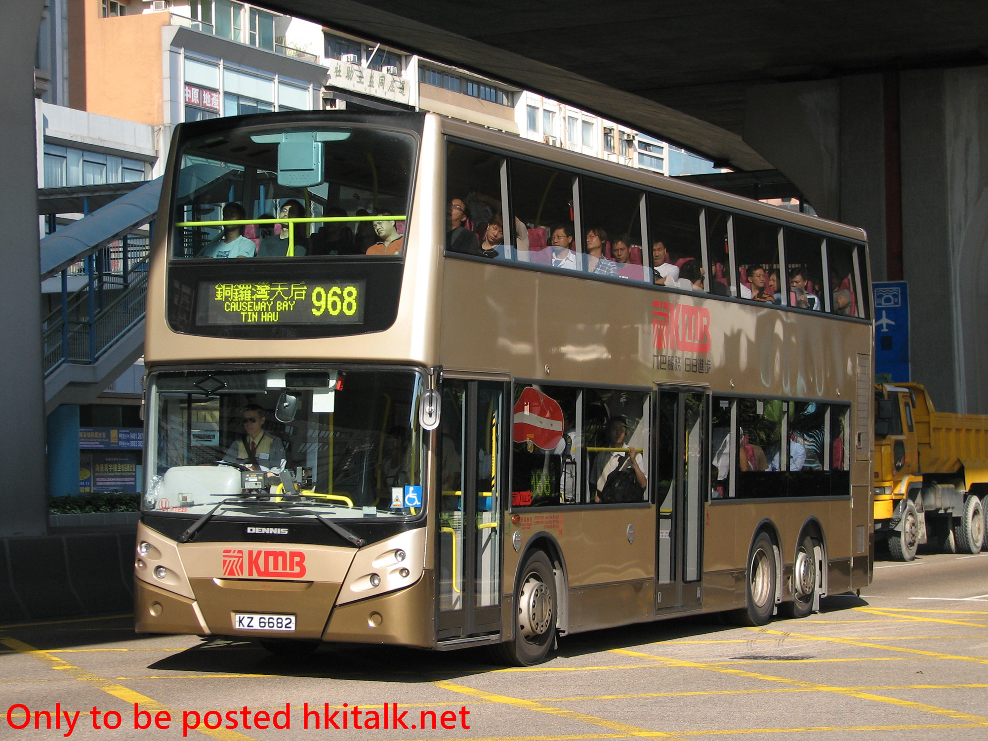 ATE028-F1171-968.JPG